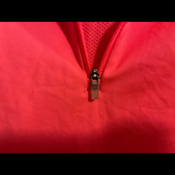 Pink Nike running top - Picture 9 of 10